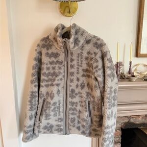 Gray Patterned Fleece Jacket